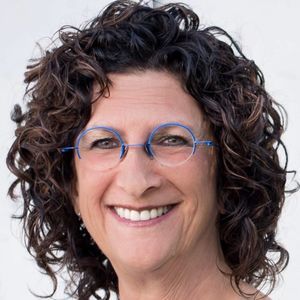 Meet your Posher, Lynn